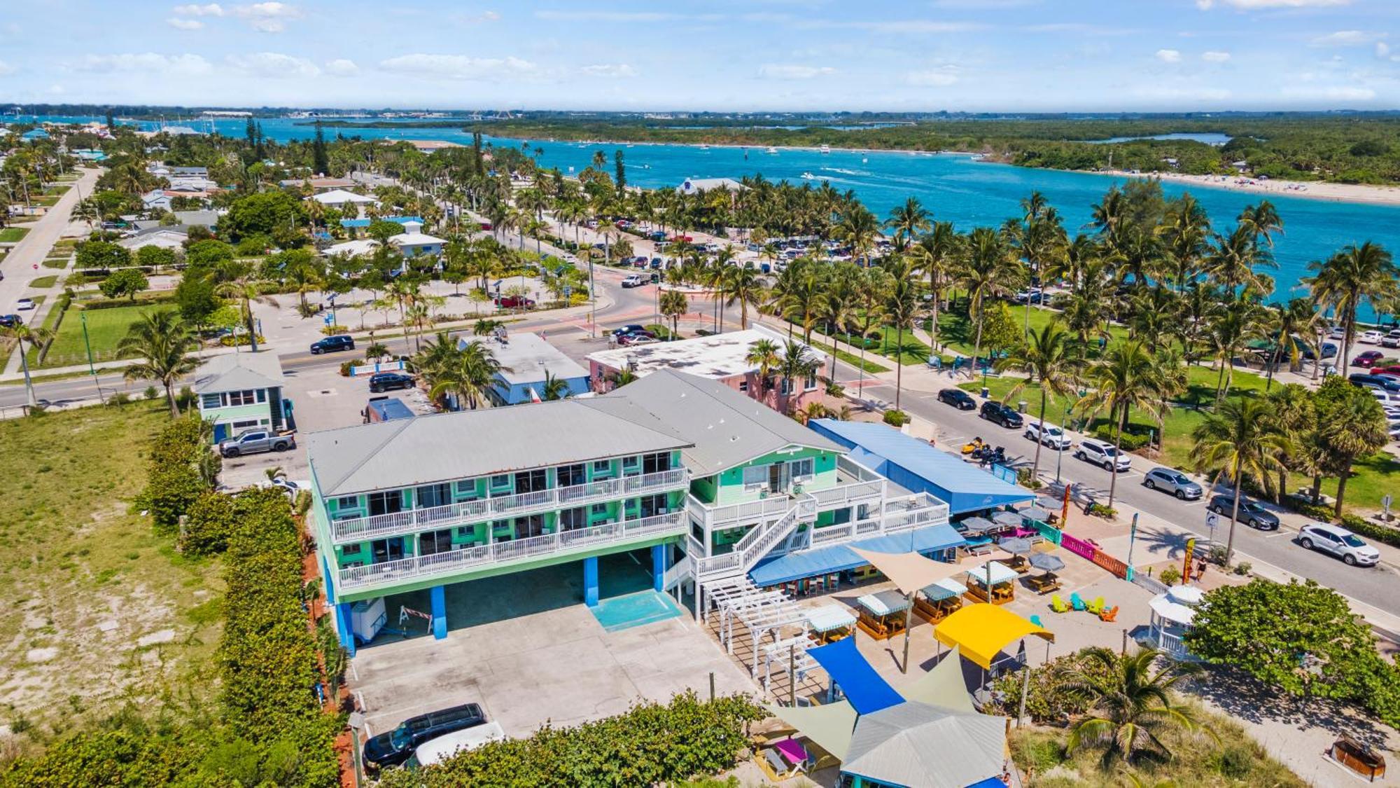 Standard Hotel Room - King Bed #2 Fort Pierce Exterior photo